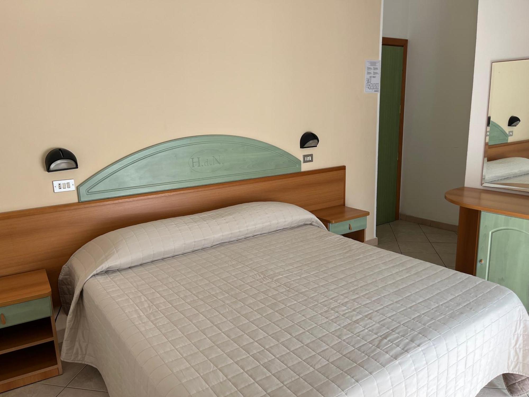 Hotel Delle Nazioni تْشيزيناتيكو المظهر الخارجي الصورة
