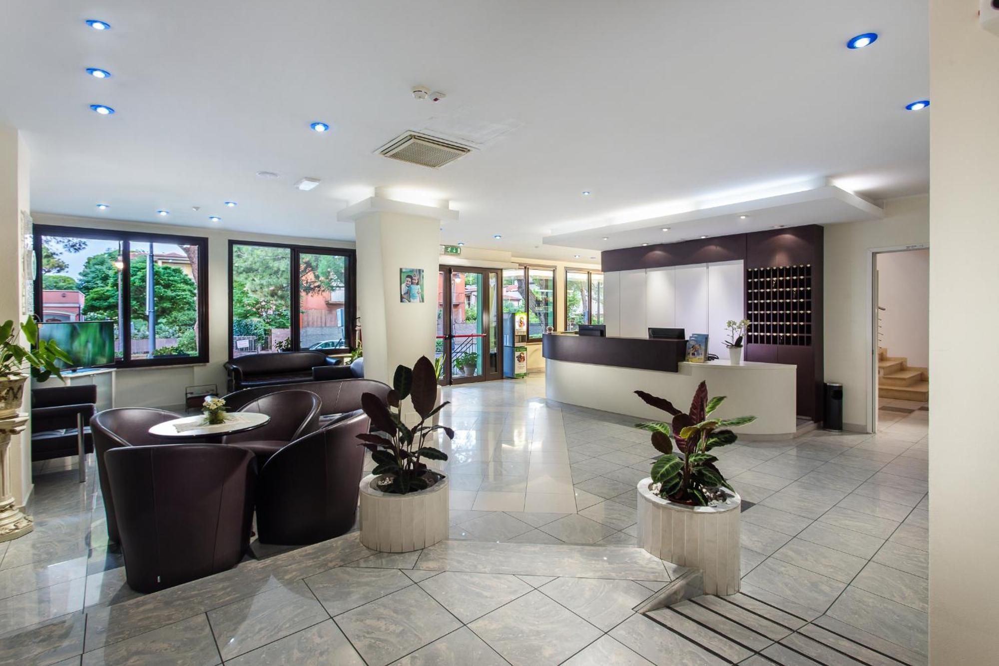 Hotel Delle Nazioni تْشيزيناتيكو المظهر الخارجي الصورة